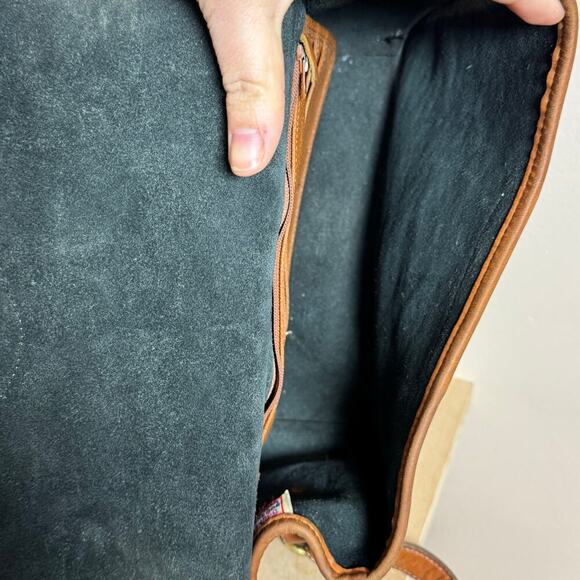 Dooney & Bourke Crossbody Shoulder Bag Purse All Weather Leather Classic Vintage - Picture 7 of 16